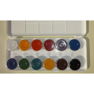 Gombfesték 12 féle színben bepasztásítva.